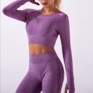 Set of two gym leggings and top